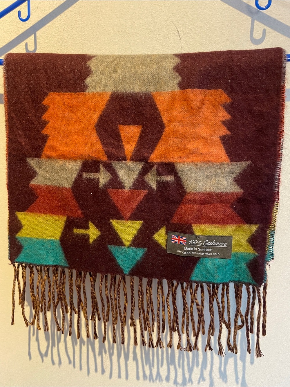 Cashmere scarf made in Scotland